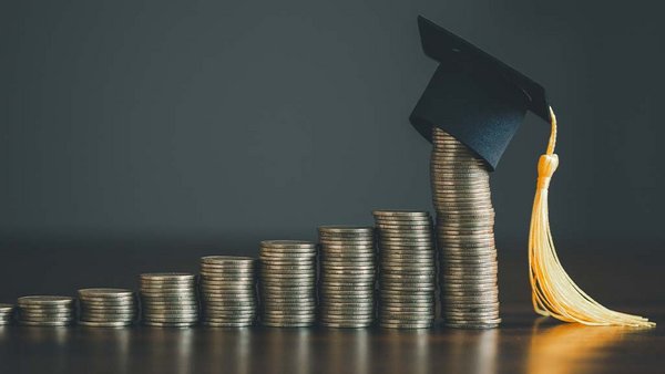Quante sono le spese universitarie?