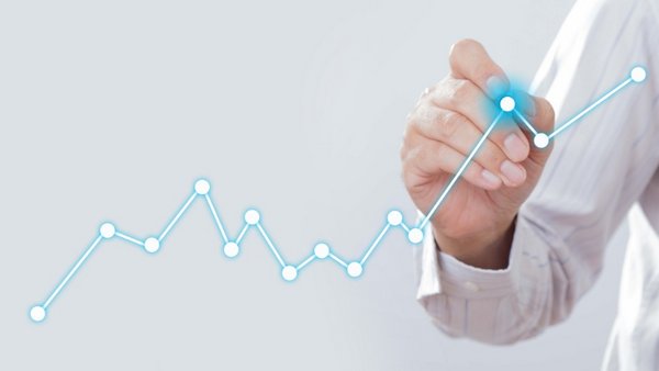Grafico con linee di crescita su sfondo neutro
