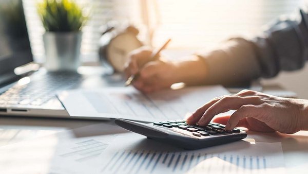 Penna e calcolatrice Penna e calcolatrice