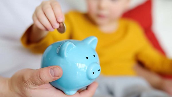 Parlare di soldi con i figli